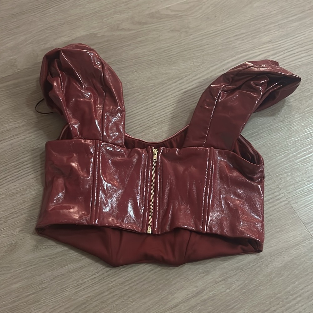 DO BE crop Top Size Medium - Picture 2 of 4